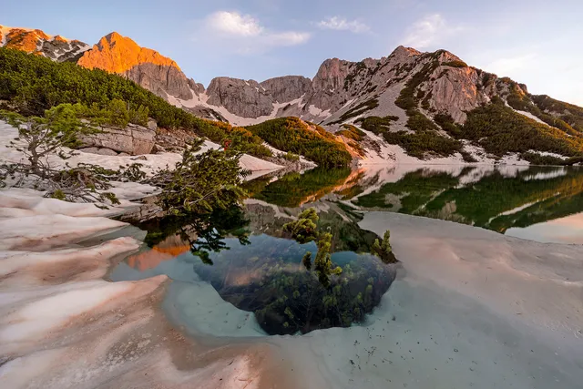 "Sunset over Pirin mountain" by [Yuliyan Ivanov](https://www.flickr.com/photos/bgsf/)

[Source](https://www.flickr.com/photos/bgsf/52271001868/in/album-72157661906608088)