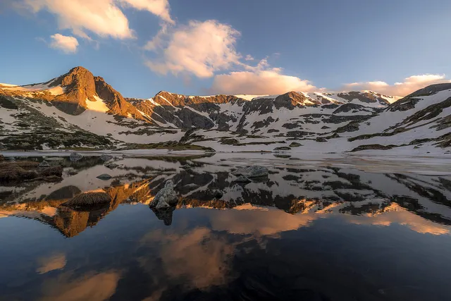 "Reflections at sunset" by [Yuliyan Ivanov](https://www.flickr.com/photos/bgsf/)

[Source](https://www.flickr.com/photos/bgsf/53501930205/in/album-72157661906608088)